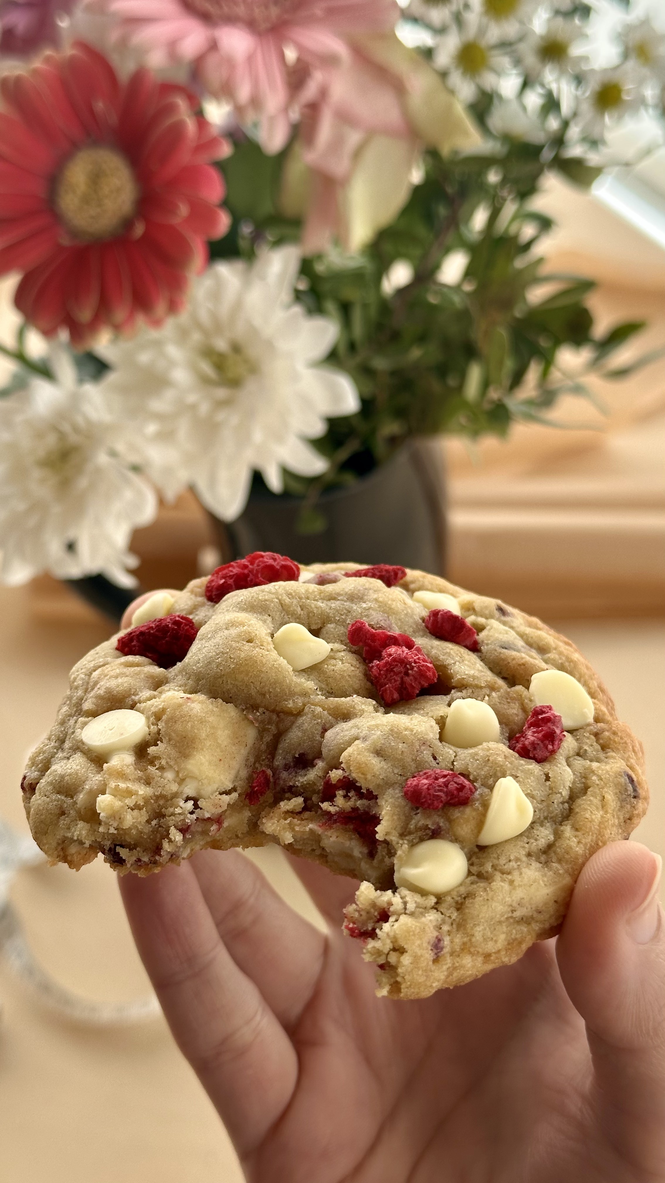 White Chocolate Raspberry Cookies — photo 1